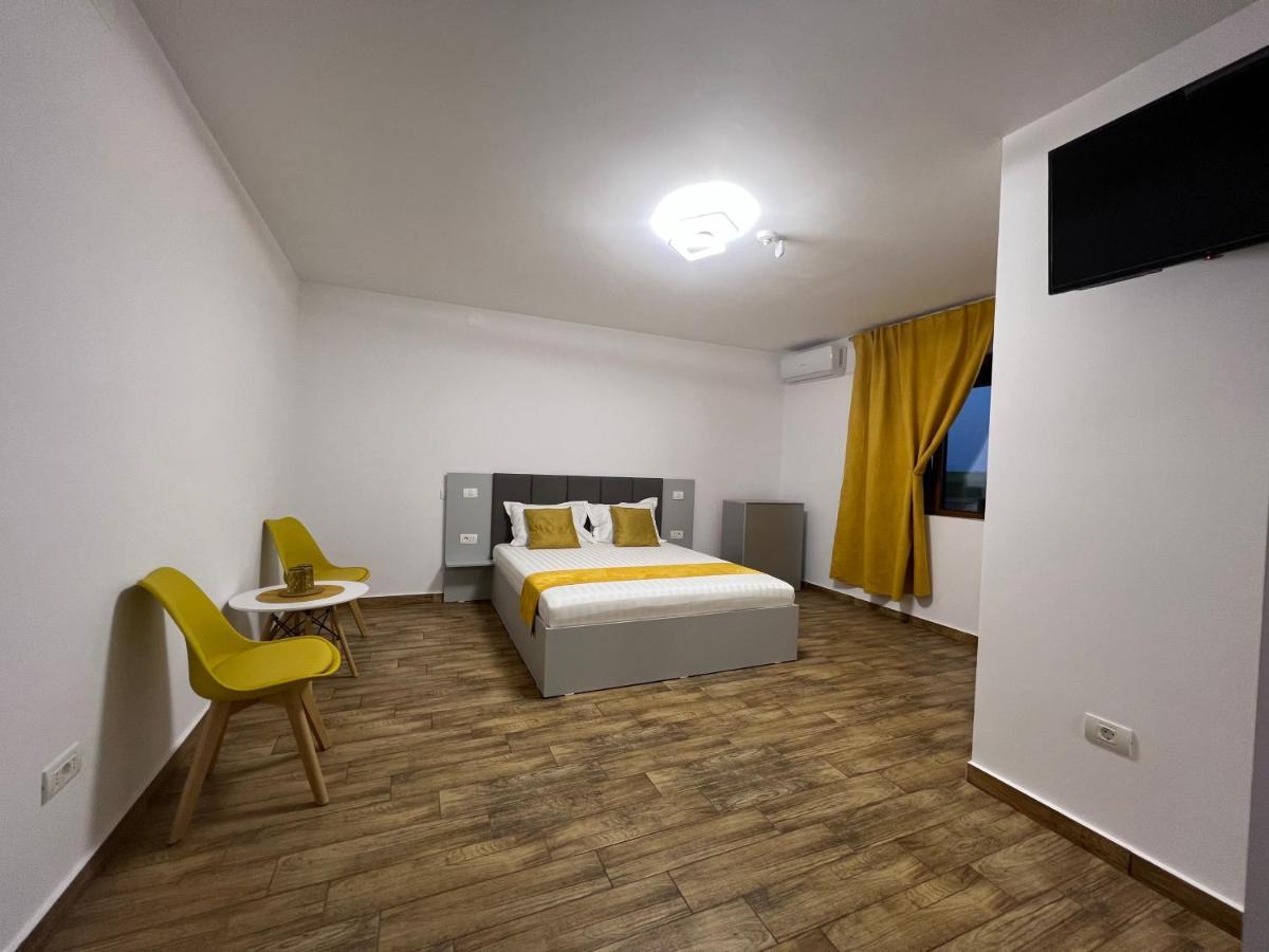 Adelis Holiday home