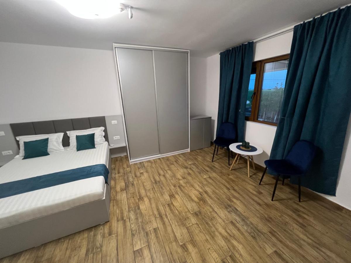 Adelis Holiday home *